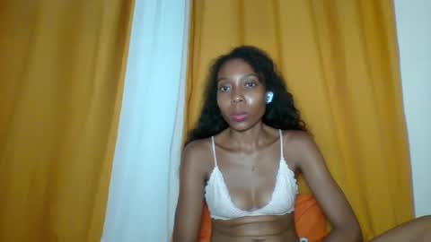 layannek online show from February 7, 2026, 7:06 pm