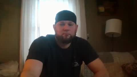 Snapshot of layinlow42 chatting on January 9, 2025, 2:18 pm layinlow42 online show from January 9, 2025, 2:18 pm