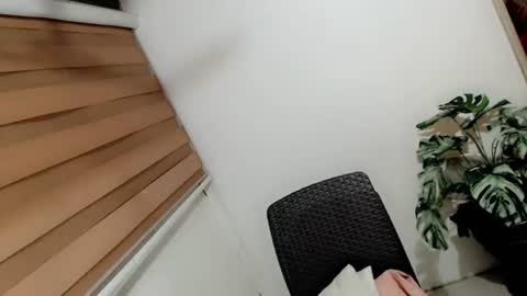 layla47649867 online show from June 14, 2026, 2:24 am