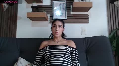 Layla online show from February 6, 2026, 5:27 pm