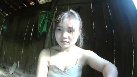 layla_999 online show from March 2, 2026, 9:27 am