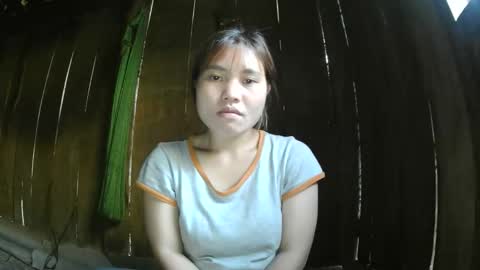 layla_999 online show from May 5, 2026, 10:45 am