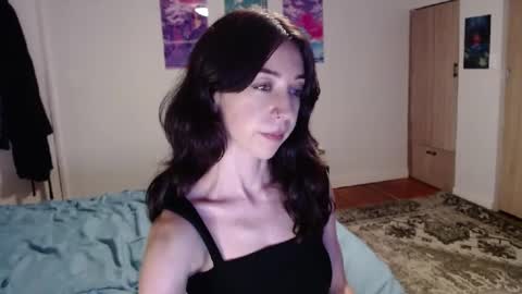 Snapshot of layla_hex chatting on October 3, 2025, 5:26 am Layla Hex online show from October 3, 2025, 5:26 am