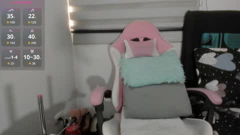 Snapshot of layla_sia chatting on March 6, 2026, 5:09 pm LAYLA online show from March 6, 2026, 5:09 pm