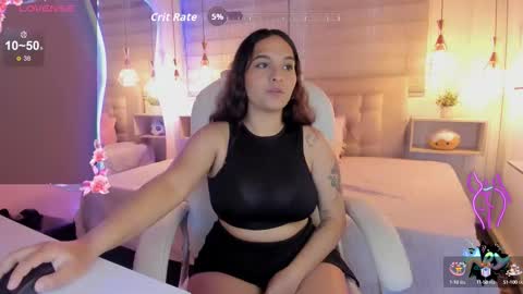Layla online show from September 10, 2025, 3:12 pm