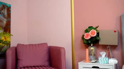 LaylaaDiamond online show from October 30, 2025, 4:58 am