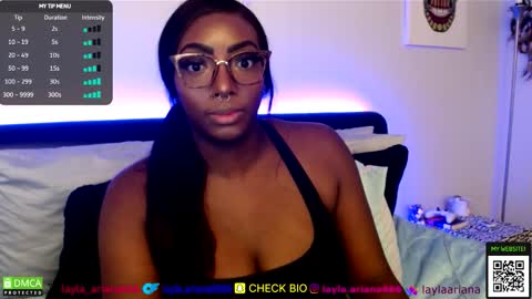 laylaariana online show from October 28, 2025, 2:04 am