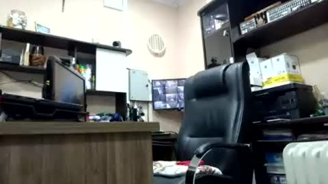 kelly online show from June 30, 2026, 8:32 pm