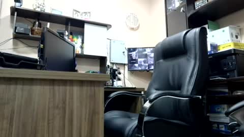 kelly online show from July 7, 2026, 10:03 pm
