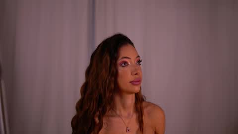 Snapshot of laylakristal chatting on October 8, 2025, 5:16 am laylakristal online show from October 8, 2025, 5:16 am