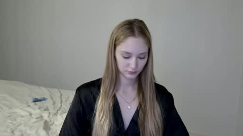 LaylaPretty001 online show from December 4, 2024, 7:06 am