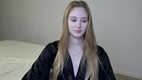 LaylaPretty001 online show from January 14, 2025, 5:30 am