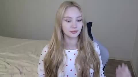 LaylaPretty001 online show from February 3, 2026, 5:27 am