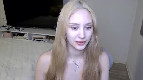 LaylaPretty001 online show from April 6, 2026, 4:21 am