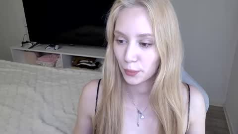 LaylaPretty001 online show from May 5, 2026, 12:46 pm
