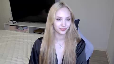 LaylaPretty001 online show from May 11, 2026, 4:51 am