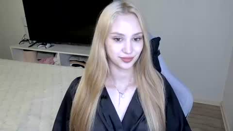 LaylaPretty001 online show from June 26, 2026, 4:39 am