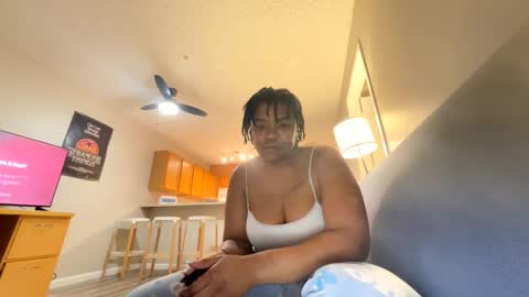 Snapshot of laylarose6 chatting on February 3, 2026, 6:40 am Layla Ros online show from February 3, 2026, 6:40 am