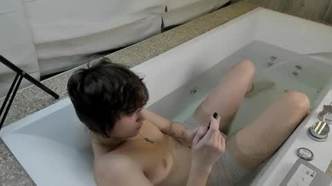 Snapshot of lazydarkknight chatting on February 9, 2026, 2:48 am Alex online show from February 9, 2026, 2:48 am