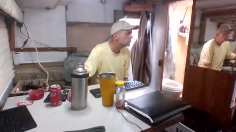 Snapshot of lb9187 chatting on December 4, 2024, 7:56 pm lb9187 online show from December 4, 2024, 7:56 pm