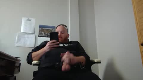 looking to chat and cum online show from January 17, 2026, 12:48 am