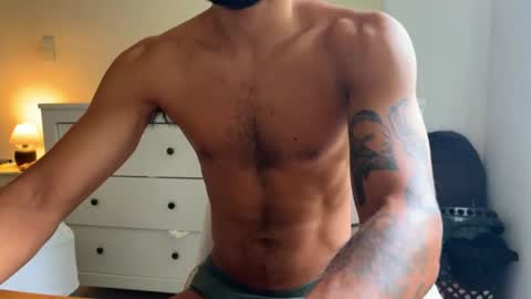 Snapshot of lcscerq chatting on November 21, 2025, 11:31 am lcscerq online show from November 21, 2025, 11:31 am