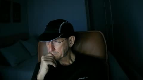 Snapshot of ldrunner2 chatting on March 28, 2026, 2:44 am LD online show from March 28, 2026, 2:44 am