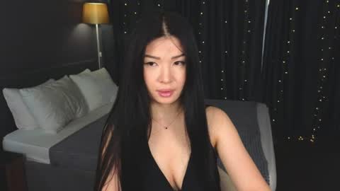 lea_apple online show from June 23, 2026, 12:08 am