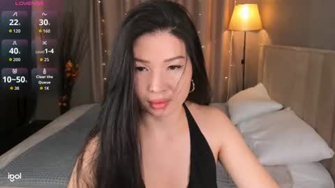 lea_apple online show from August 3, 2026, 12:09 am