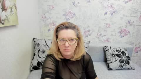 Snapshot of lea_fruit chatting on January 19, 2025, 5:26 am Lea online show from January 19, 2025, 5:26 am