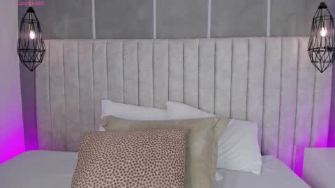    online show from December 19, 2025, 6:59 pm