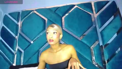 lea sewwtly online show from October 30, 2025, 1:34 pm