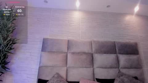 Snapshot of lea_walkerr chatting on October 14, 2025, 9:15 pm lea_walkerr online show from October 14, 2025, 9:15 pm