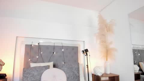 lea_walkerr online show from February 28, 2026, 7:26 pm