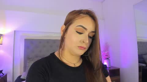 Snapshot of lea_walkerr chatting on May 2, 2026, 7:19 pm lea_walkerr online show from May 2, 2026, 7:19 pm