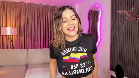 Snapshot of leah_greyy chatting on July 3, 2026, 10:10 am Leah Greyy online show from July 3, 2026, 10:10 am