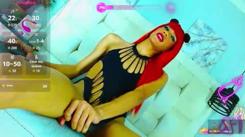 leah_meyyer02 online show from November 24, 2025, 2:06 pm