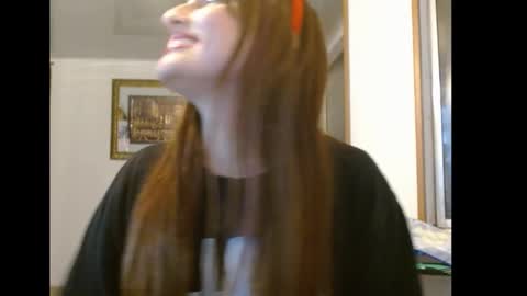 leah_moon11 online show from December 21, 2025, 3:46 am