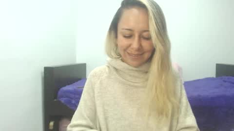 leah_susman online show from September 26, 2025, 2:04 am