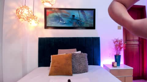 Leah Carter online show from January 29, 2025, 6:07 pm