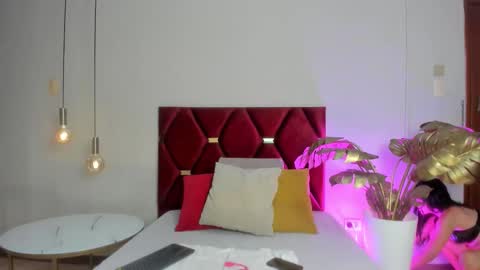 Leah Carter online show from September 8, 2025, 6:07 pm