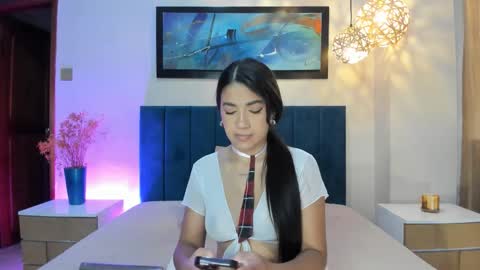 Leah Carter online show from October 13, 2025, 5:57 pm