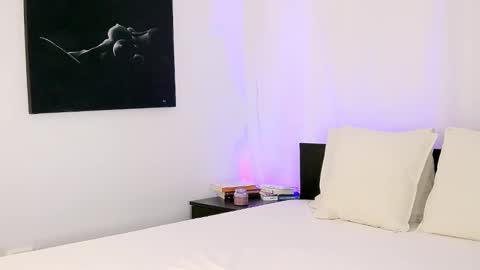 Snapshot of leahdenver chatting on October 7, 2025, 7:05 am Leah online show from October 7, 2025, 7:05 am