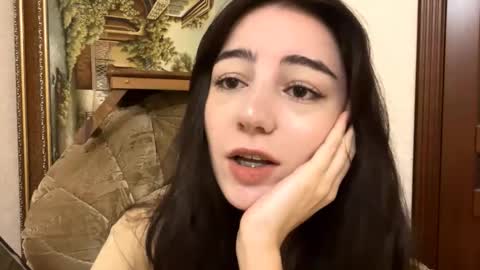 Snapshot of leahduran chatting on October 17, 2025, 2:37 am Amity online show from October 17, 2025, 2:37 am