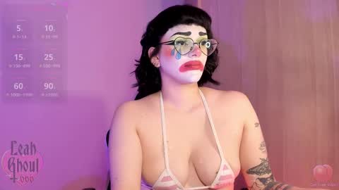 Snapshot of leahghoul666 chatting on February 9, 2025, 10:43 pm Leah Independent Model OF leahghoul666 online show from February 9, 2025, 10:43 pm