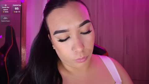 leah online show from November 18, 2025, 2:10 pm