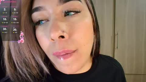 Snapshot of leahtemptation chatting on May 9, 2026, 1:22 am leah online show from May 9, 2026, 1:22 am