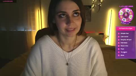 Snapshot of leahwoods chatting on May 24, 2026, 2:27 am leahwoods online show from May 24, 2026, 2:27 am
