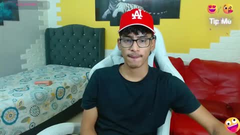 leam_1 online show from March 22, 2026, 8:56 pm