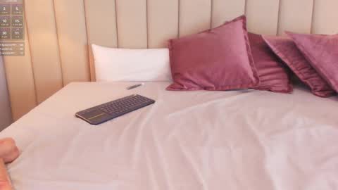 Hey Im Lea online show from March 9, 2025, 2:54 pm